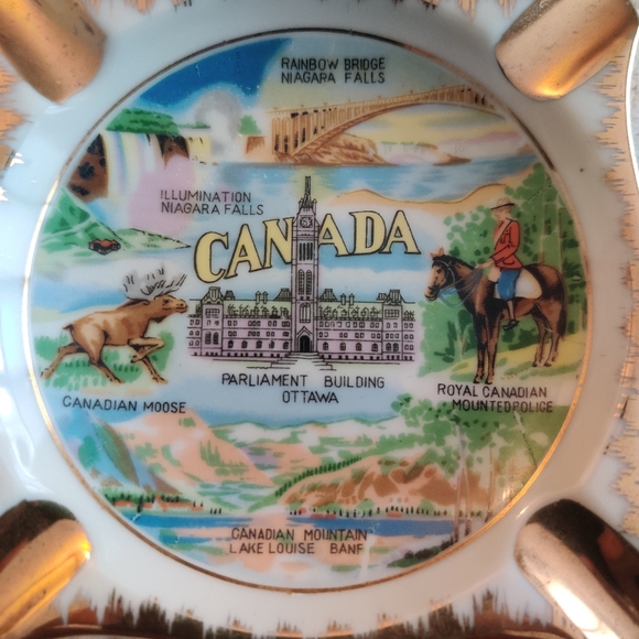 Vintage Canadian Souvenir Fine China  3V3542 Handprinted Ceramic Ashtray by GC - Picture 4 of 6